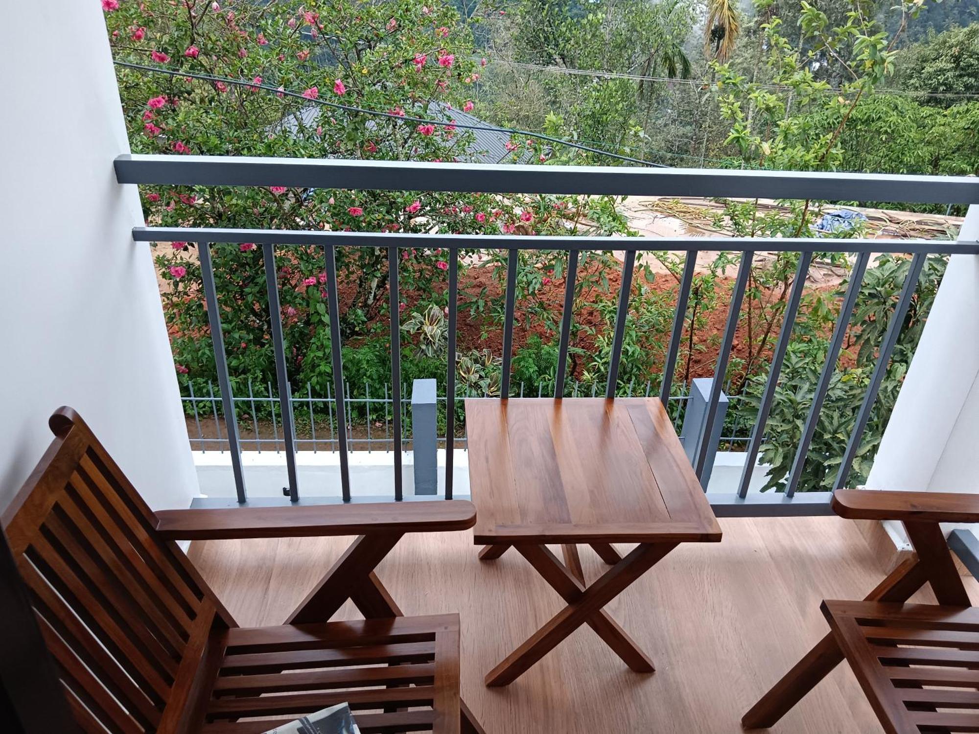 Tea Elanza Apartment Devikolam ภายนอก รูปภาพ