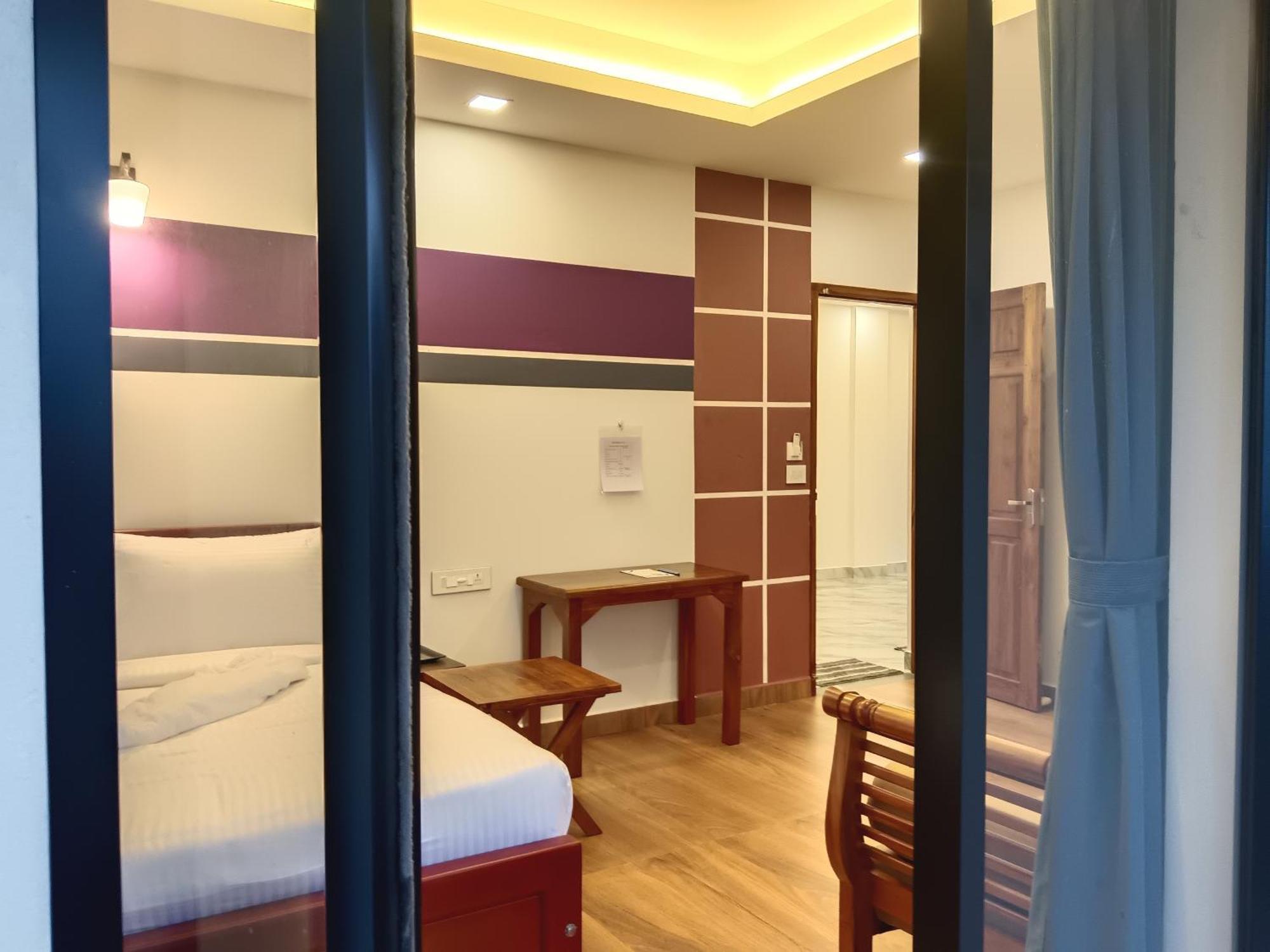Tea Elanza Apartment Devikolam ภายนอก รูปภาพ