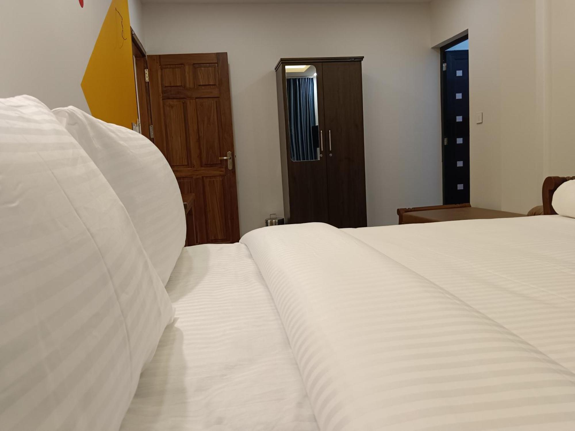 Tea Elanza Apartment Devikolam ภายนอก รูปภาพ